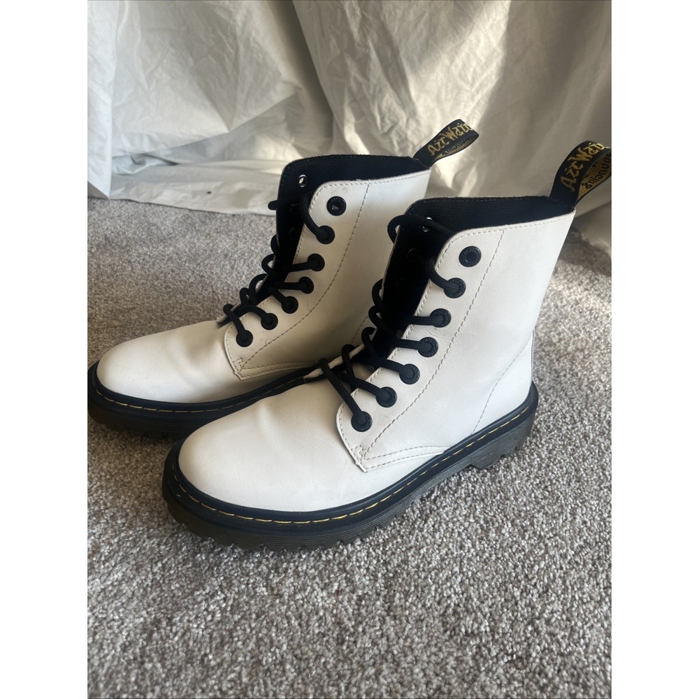 Dr.‎ Marten Luana White Combat Boots Women's Size 6